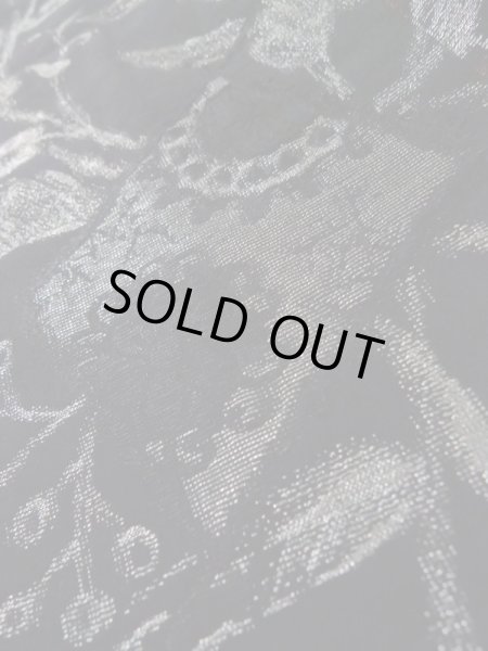 画像9: K1008U  羽織 女性用着物  シルク（正絹）   黒, 花 【中古】 【USED】 【リサイクル】 ★★★☆☆ (9)