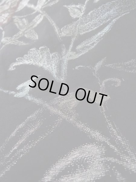 画像10: K1008U  羽織 女性用着物  シルク（正絹）   黒, 花 【中古】 【USED】 【リサイクル】 ★★★☆☆ (10)