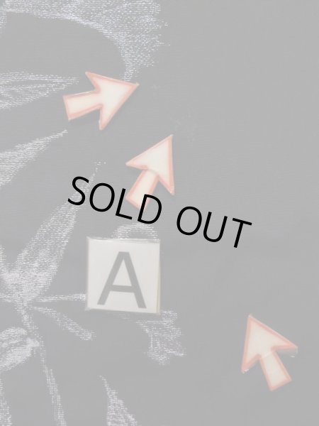 画像15: K1008U  羽織 女性用着物  シルク（正絹）   黒, 花 【中古】 【USED】 【リサイクル】 ★★★☆☆ (15)