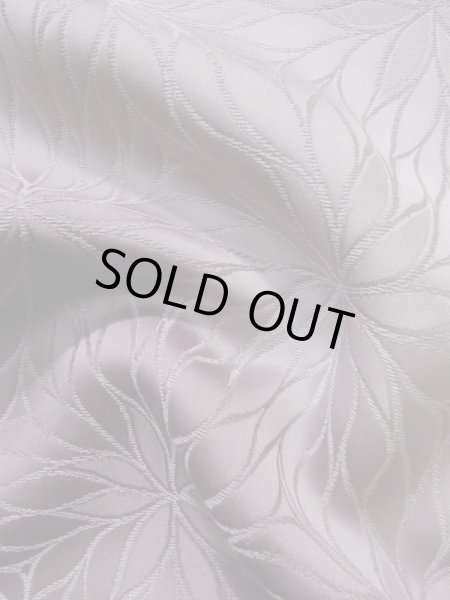 画像12: K1014F  羽織 女性用着物  シルク（正絹） 薄い  藤, 花 【中古】 【USED】 【リサイクル】 ★★★☆☆ (12)