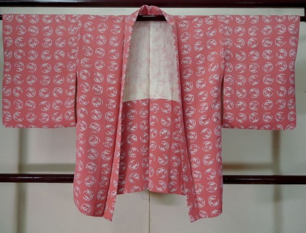 画像1: K1020G  羽織 女性用着物  シルク（正絹） 薄い  ピンク, 花 【中古】 【USED】 【リサイクル】 ★★☆☆☆ (1)