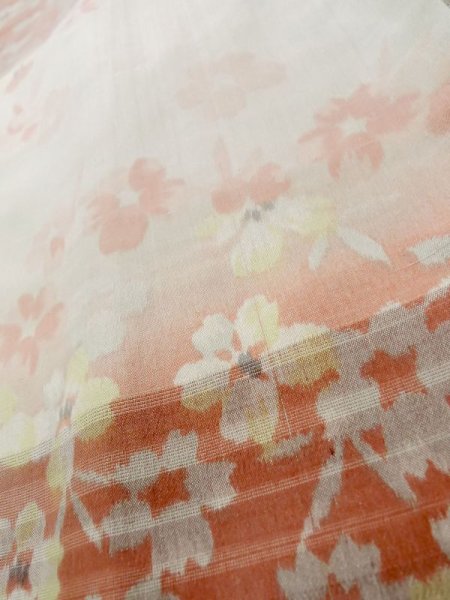 画像8: K1027N  羽織 女性用着物  シルク(正絹) 淡い 薄い ピンク, 花 【中古】 【USED】 【リサイクル】 ★☆☆☆☆ (8)