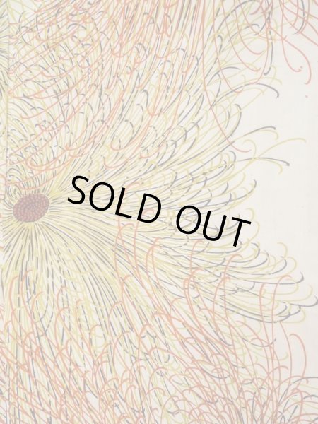 画像3: K1027V  羽織 女性用着物  綿   赤, 菊 【中古】 【USED】 【リサイクル】 ★★★☆☆ (3)