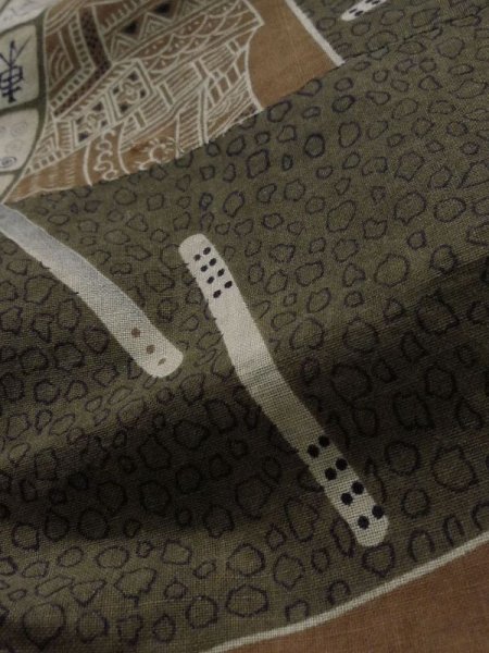 画像11: K1104P  羽織 男性用着物 裏:レアデザイン シルク(正絹) ダークな  ブラウン(茶色),  【中古】 【USED】 【リサイクル】 ★☆☆☆☆ (11)