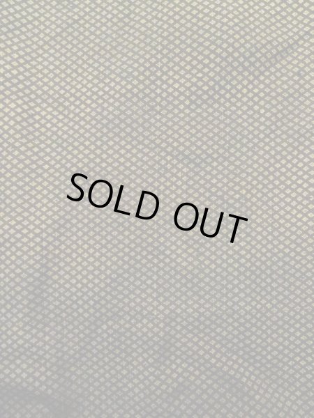 画像9: K1104Q  羽織 男性用着物 珍しい柄です。裏:更紗 シルク(正絹) ダークな  ブラウン(茶色), 花菱 【中古】 【USED】 【リサイクル】 ★★★☆☆ (9)