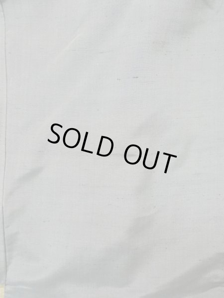 画像4: K1104V  羽織 男性用着物 珍しい色です シルク(正絹)   グレー(灰色),  【中古】 【USED】 【リサイクル】 ★★★☆☆ (4)