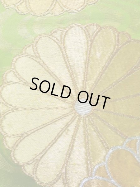 画像6: K1111G 袋帯  女性用着物 シルク(正絹) 薄い  黄緑色 菊  , 本家加納【中古】 【USED】 【リサイクル】 ★★☆☆☆ (6)