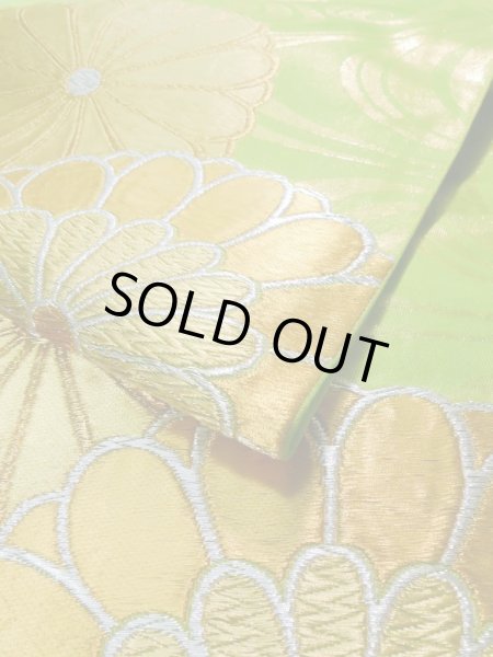 画像12: K1111G 袋帯  女性用着物 シルク(正絹) 薄い  黄緑色 菊  , 本家加納【中古】 【USED】 【リサイクル】 ★★☆☆☆ (12)