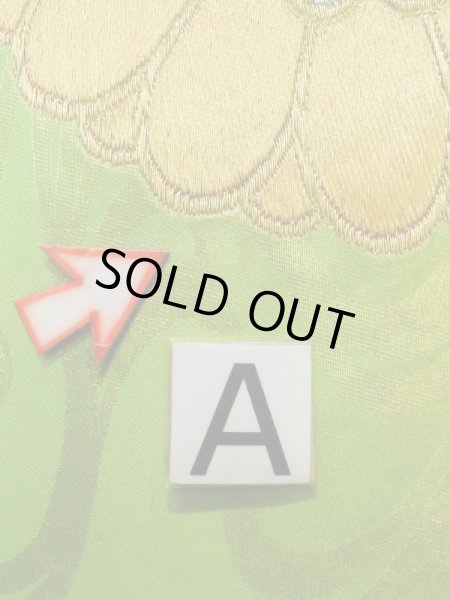 画像13: K1111G 袋帯  女性用着物 シルク(正絹) 薄い  黄緑色 菊  , 本家加納【中古】 【USED】 【リサイクル】 ★★☆☆☆ (13)