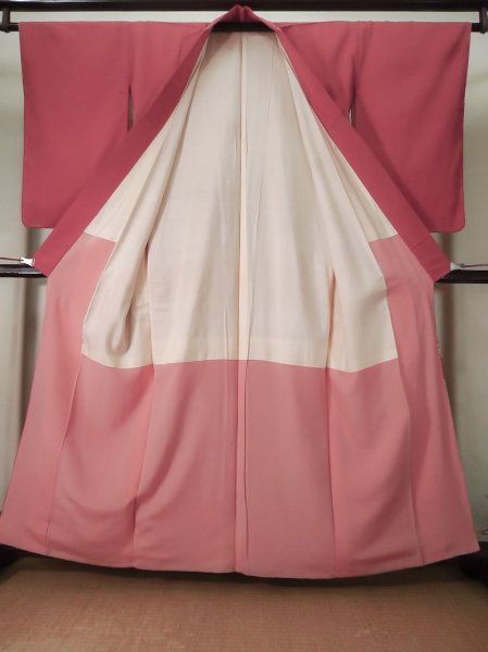 画像3: K1117I  訪問着 女性用着物  シルク(正絹) 淡い  オレンジ, 花 【中古】 【USED】 【リサイクル】 ★☆☆☆☆ (3)