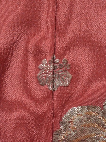 画像4: K1117I  訪問着 女性用着物  シルク(正絹) 淡い  オレンジ, 花 【中古】 【USED】 【リサイクル】 ★☆☆☆☆ (4)