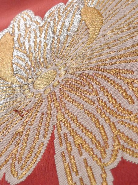 画像11: K1117I  訪問着 女性用着物  シルク(正絹) 淡い  オレンジ, 花 【中古】 【USED】 【リサイクル】 ★☆☆☆☆ (11)