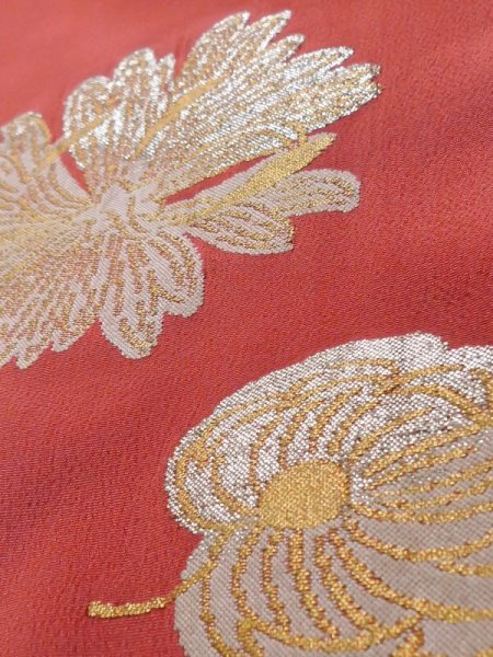 画像12: K1117I  訪問着 女性用着物  シルク(正絹) 淡い  オレンジ, 花 【中古】 【USED】 【リサイクル】 ★☆☆☆☆ (12)