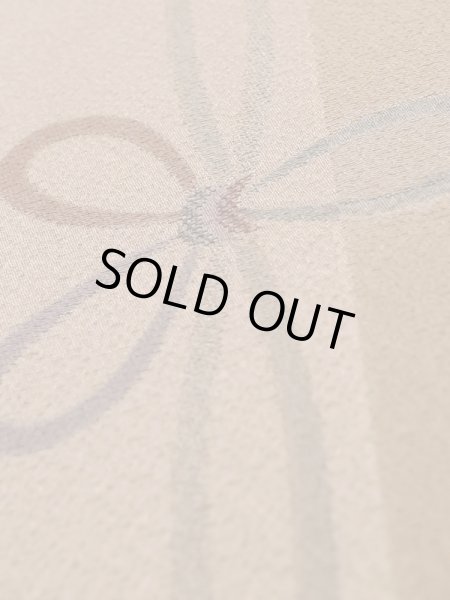 画像9: K1203D  道行 女性用着物 紐柄 シルク(正絹) 淡い 茶色がかった ピンク, ぼたん 【中古】 【USED】 【リサイクル】 ★★☆☆☆ (9)