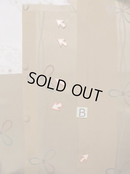 画像16: K1203D  道行 女性用着物 紐柄 シルク(正絹) 淡い 茶色がかった ピンク, ぼたん 【中古】 【USED】 【リサイクル】 ★★☆☆☆ (16)