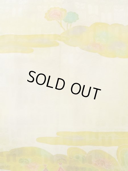 画像4: K1203I  道行 女性用着物  シルク(正絹) 淡い 薄い イエロー(黄色), 花 【中古】 【USED】 【リサイクル】 ★★★☆☆ (4)