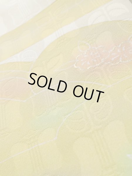 画像10: K1203I  道行 女性用着物  シルク(正絹) 淡い 薄い イエロー(黄色), 花 【中古】 【USED】 【リサイクル】 ★★★☆☆ (10)