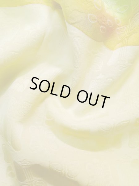 画像12: K1203I  道行 女性用着物  シルク(正絹) 淡い 薄い イエロー(黄色), 花 【中古】 【USED】 【リサイクル】 ★★★☆☆ (12)