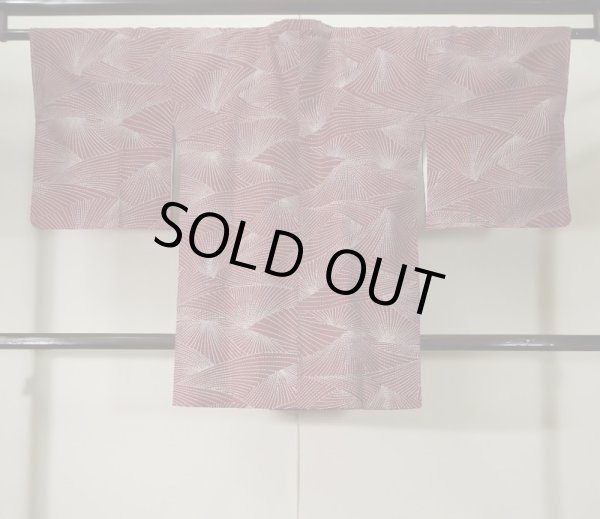 画像2: K1203Q Mint  道行 女性用着物  化繊   えんじ, 抽象的模様 【中古】 【USED】 【リサイクル】 ★★★★☆ (2)