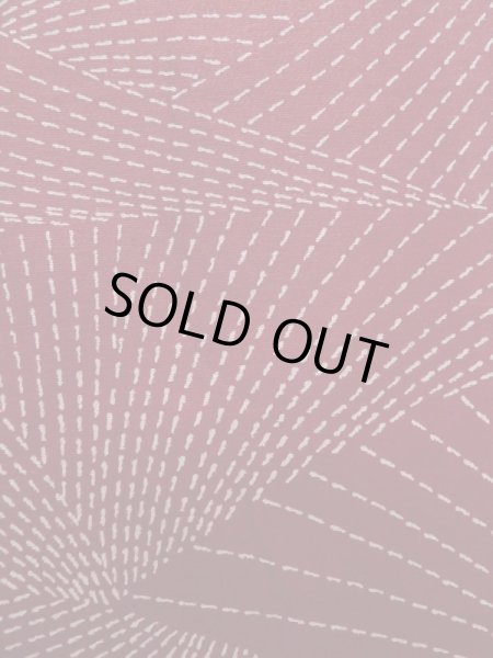 画像7: K1203Q Mint  道行 女性用着物  化繊   えんじ, 抽象的模様 【中古】 【USED】 【リサイクル】 ★★★★☆ (7)