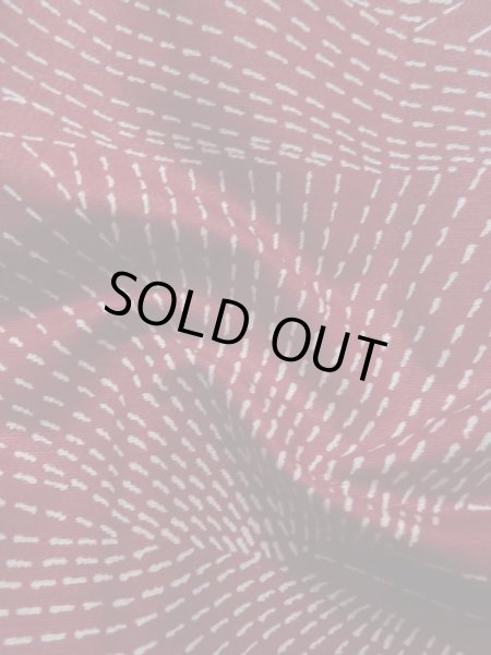 画像12: K1203Q Mint  道行 女性用着物  化繊   えんじ, 抽象的模様 【中古】 【USED】 【リサイクル】 ★★★★☆ (12)