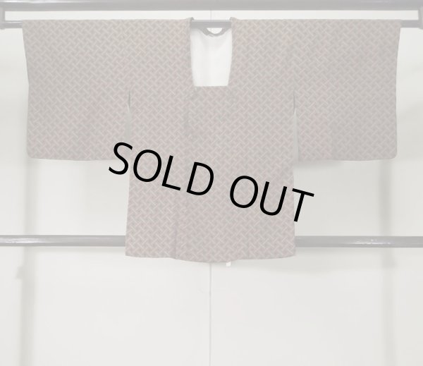 画像1: K1203R Mint  道行 女性用着物  シルク（正絹）   ブラウン（茶色）, 幾何学模様 【中古】 【USED】 【リサイクル】 ★★★★☆ (1)