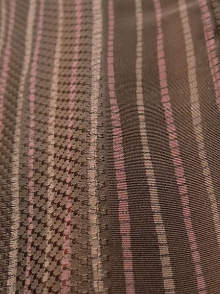 画像9: K1203U Mint  道行 女性用着物  シルク(正絹) 淡い  ブラウン(茶色), 線 【中古】 【USED】 【リサイクル】 ★★★★☆ (9)