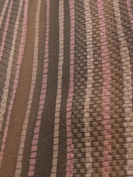 画像10: K1203U Mint  道行 女性用着物  シルク(正絹) 淡い  ブラウン(茶色), 線 【中古】 【USED】 【リサイクル】 ★★★★☆ (10)