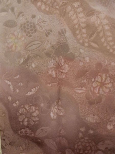 画像4: K1203W Mint  道行 女性用着物  シルク(正絹) 淡い 茶色がかった ピンク,  【中古】 【USED】 【リサイクル】 ★★★★☆ (4)