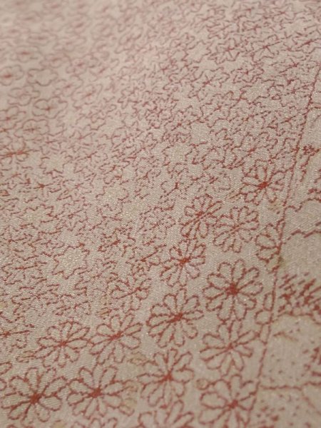 画像9: K1204B  道行 女性用着物  シルク(正絹)   白, 花 【中古】 【USED】 【リサイクル】 ★★☆☆☆ (9)