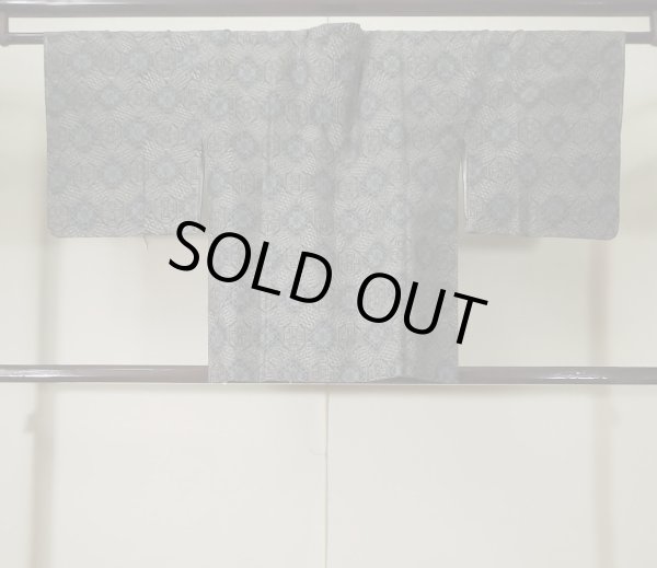 画像2: K1204C Mint  道行 女性用着物  シルク(正絹) ヘザー(杢)  グレー(灰色), 幾何学模様 【中古】 【USED】 【リサイクル】 ★★★★☆ (2)