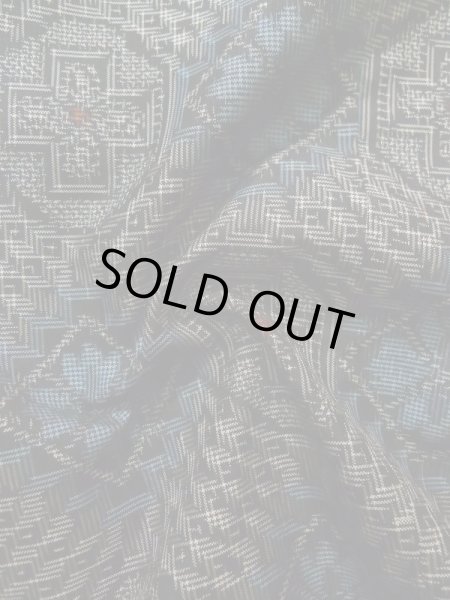 画像11: K1204C Mint  道行 女性用着物  シルク(正絹) ヘザー(杢)  グレー(灰色), 幾何学模様 【中古】 【USED】 【リサイクル】 ★★★★☆ (11)