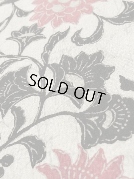 画像8: K1209J  羽織 女性用着物 更紗 化繊   白,  【中古】 【USED】 【リサイクル】 ★★☆☆☆ (8)