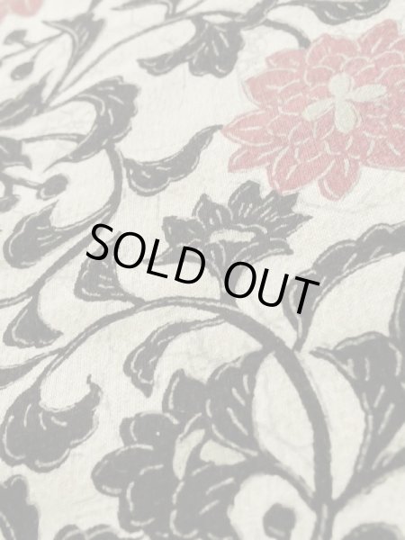 画像10: K1209J  羽織 女性用着物 更紗 化繊   白,  【中古】 【USED】 【リサイクル】 ★★☆☆☆ (10)