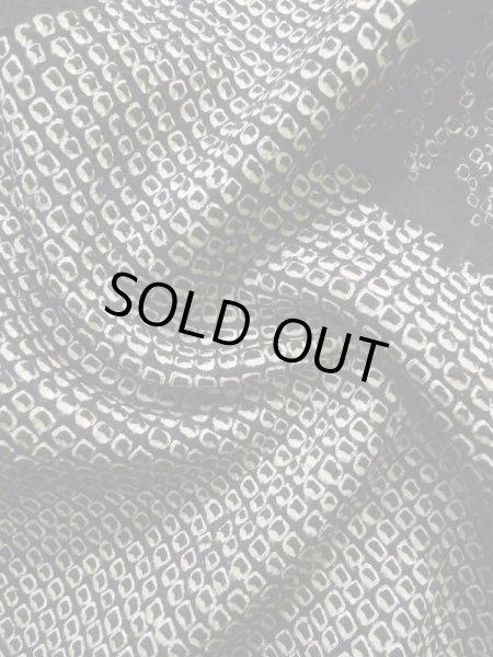 画像11: K1209R  羽織 女性用着物  シルク（正絹） ヘザー（杢）  黒, 抽象的模様 【中古】 【USED】 【リサイクル】 ★★☆☆☆ (11)