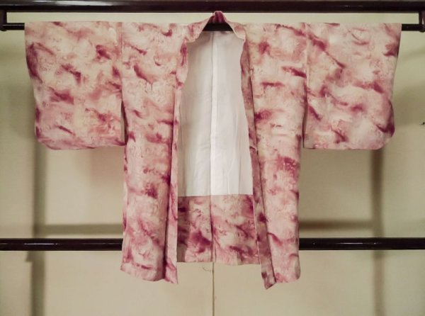 画像1: K1209V  羽織 女性用着物  シルク（正絹）   ピンク, 抽象的模様 【中古】 【USED】 【リサイクル】 ★★★☆☆ (1)