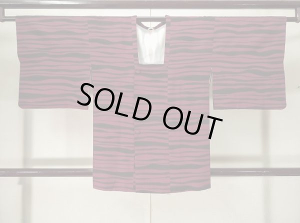 画像1: K1210B Mint  道行 女性用着物  シルク（正絹）   えんじ, 線 【中古】 【USED】 【リサイクル】 ★★★★☆ (1)