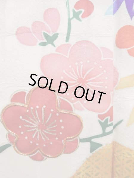 画像7: K1222E  振袖 女性用着物  シルク（正絹） 淡い  黄緑色, 菊 【中古】 【USED】 【リサイクル】 ★★☆☆☆ (7)