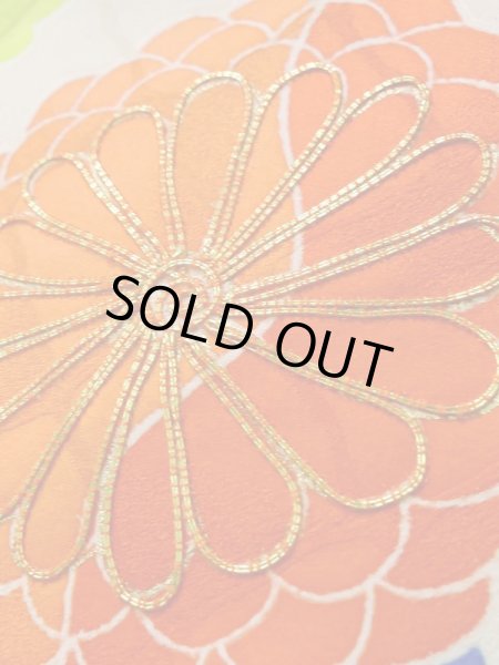 画像15: K1222E  振袖 女性用着物  シルク（正絹） 淡い  黄緑色, 菊 【中古】 【USED】 【リサイクル】 ★★☆☆☆ (15)