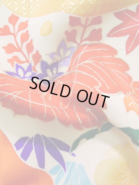 画像17: K1222E  振袖 女性用着物  シルク（正絹） 淡い  黄緑色, 菊 【中古】 【USED】 【リサイクル】 ★★☆☆☆ (17)