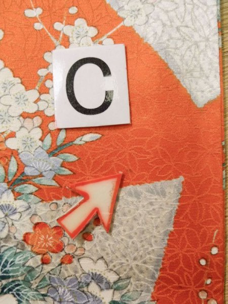 画像22: K1222G  振袖 女性用着物  シルク(正絹)   オレンジ, ぼたん 【中古】 【USED】 【リサイクル】 ★★★☆☆ (22)