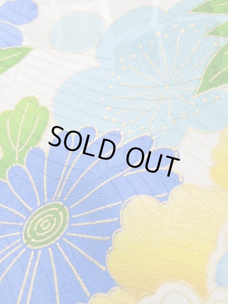 画像11: K1222I  振袖 女性用着物  シルク(正絹)   オフ ホワイト, ぼたん 【中古】 【USED】 【リサイクル】 ★★☆☆☆ (11)