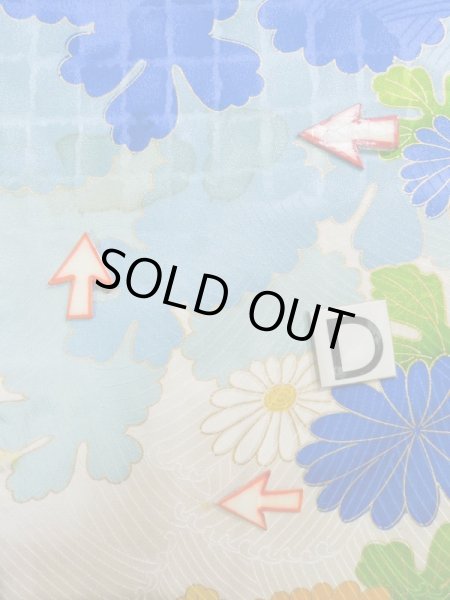 画像21: K1222I  振袖 女性用着物  シルク(正絹)   オフ ホワイト, ぼたん 【中古】 【USED】 【リサイクル】 ★★☆☆☆ (21)