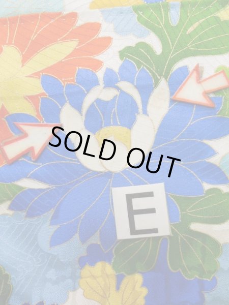 画像23: K1222I  振袖 女性用着物  シルク(正絹)   オフ ホワイト, ぼたん 【中古】 【USED】 【リサイクル】 ★★☆☆☆ (23)