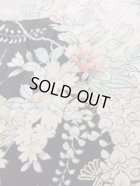 画像14: K1222J  振袖 女性用着物 花車 シルク（正絹）   黒, 花 【中古】 【USED】 【リサイクル】 ★★★★☆ (14)