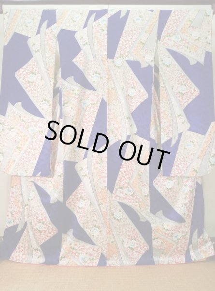 画像2: K1222K Mint  振袖 女性用着物 本 シルク(正絹)   青, 花 【中古】 【USED】 【リサイクル】 ★★★★☆ (2)