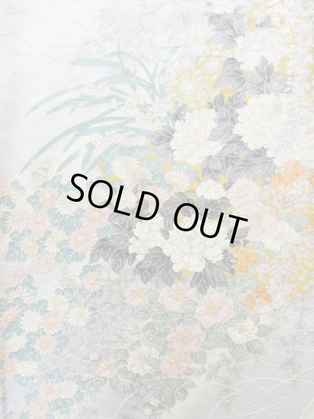 画像5: K1222M  振袖 女性用着物  シルク（正絹） 薄い  藤, ぼたん 【中古】 【USED】 【リサイクル】 ★★☆☆☆ (5)