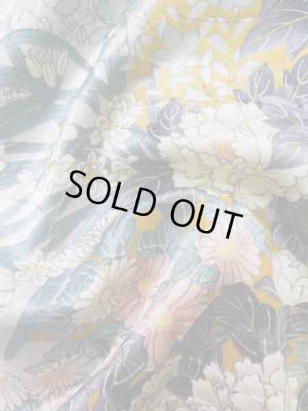 画像14: K1222M  振袖 女性用着物  シルク（正絹） 薄い  藤, ぼたん 【中古】 【USED】 【リサイクル】 ★★☆☆☆ (14)