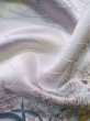 画像15: K1222M  振袖 女性用着物  シルク（正絹） 薄い  藤, ぼたん 【中古】 【USED】 【リサイクル】 ★★☆☆☆ (15)