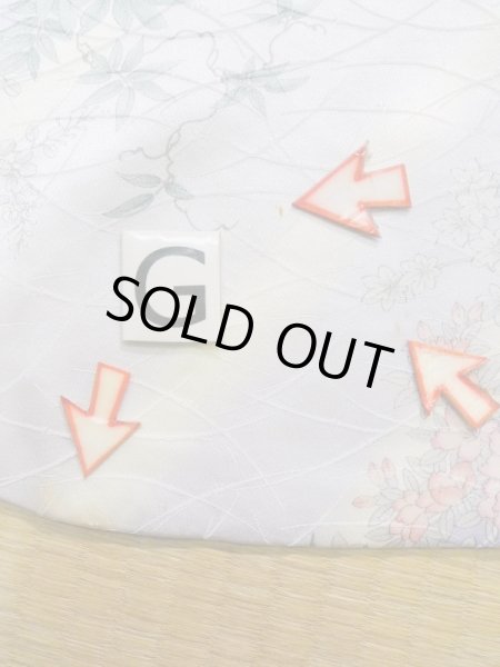 画像23: K1222M  振袖 女性用着物  シルク（正絹） 薄い  藤, ぼたん 【中古】 【USED】 【リサイクル】 ★★☆☆☆ (23)